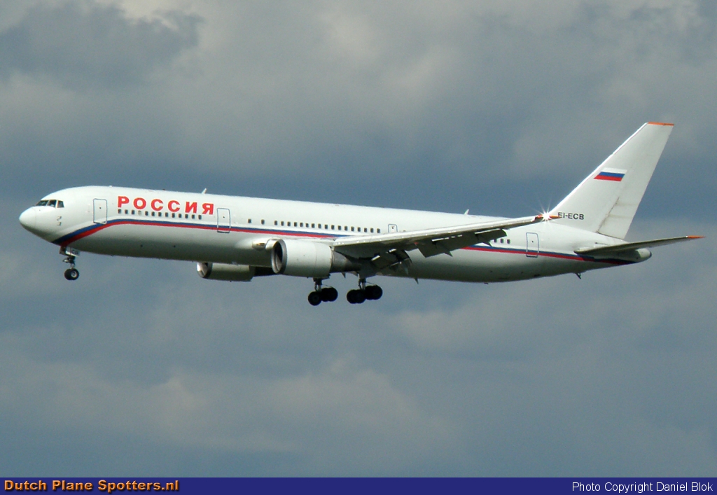 EI-ECB Boeing 767-300 Rossiya Airlines by Daniel Blok