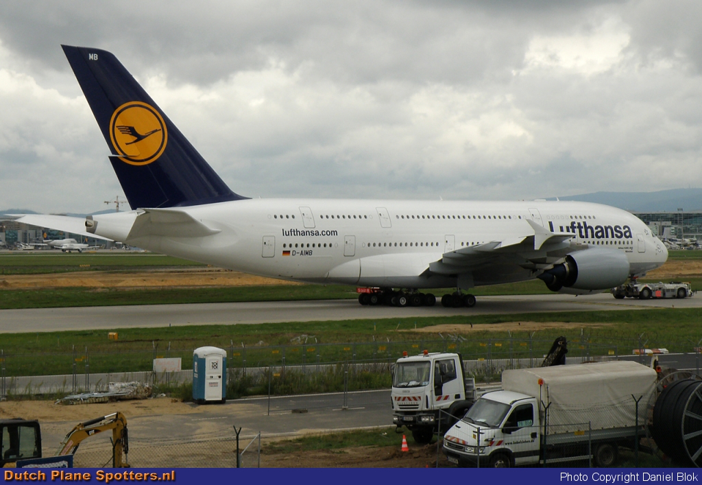 D-AIMB Airbus A380-800 Lufthansa by Daniel Blok