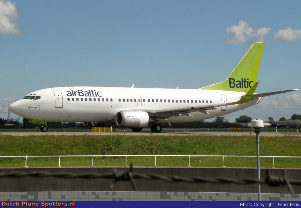 YL-BBJ Boeing 737-300 Air Baltic by Daniel Blok