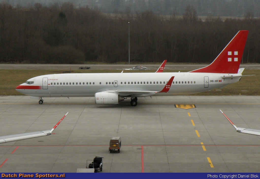 HB-IIR Boeing 737-800 PrivatAir by Daniel Blok