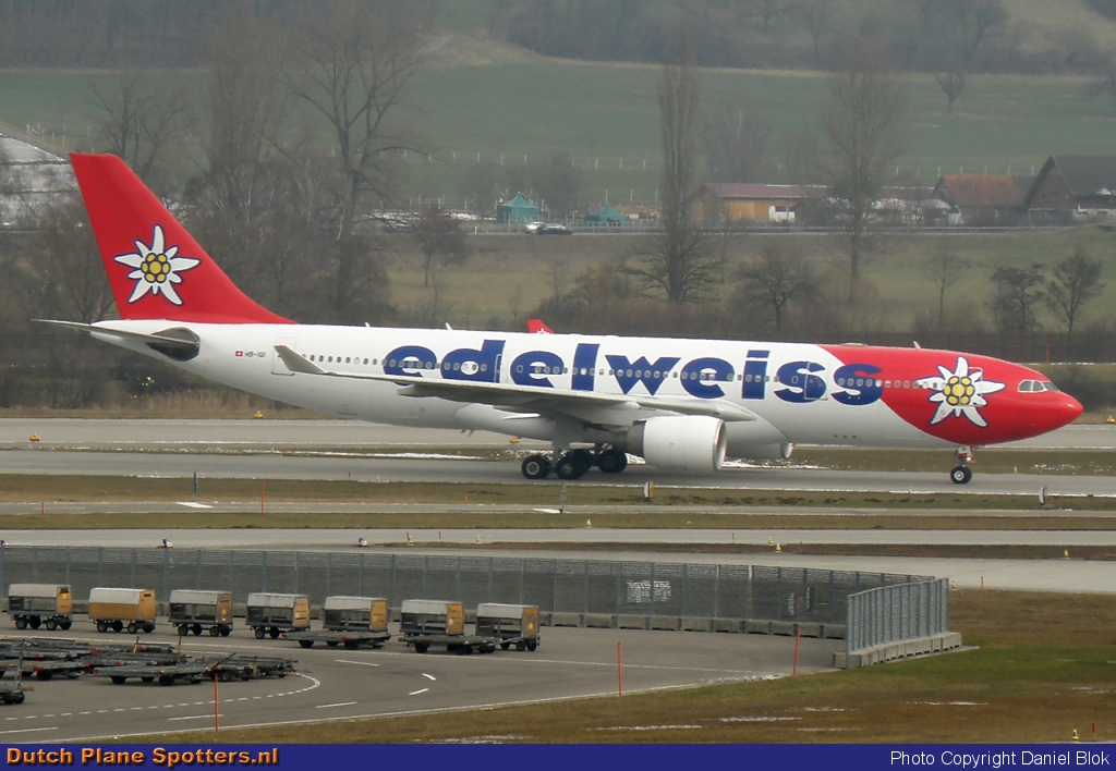 HB-IQI Airbus A330-200 Edelweiss Air by Daniel Blok