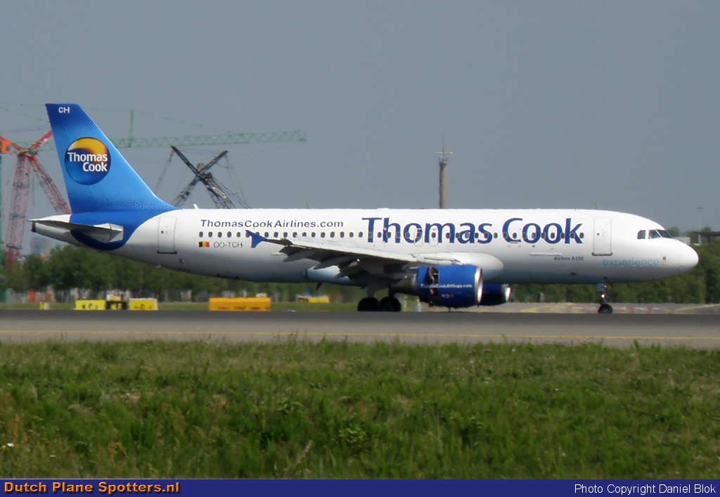OO-TCH Airbus A320 Thomas Cook by Daniel Blok