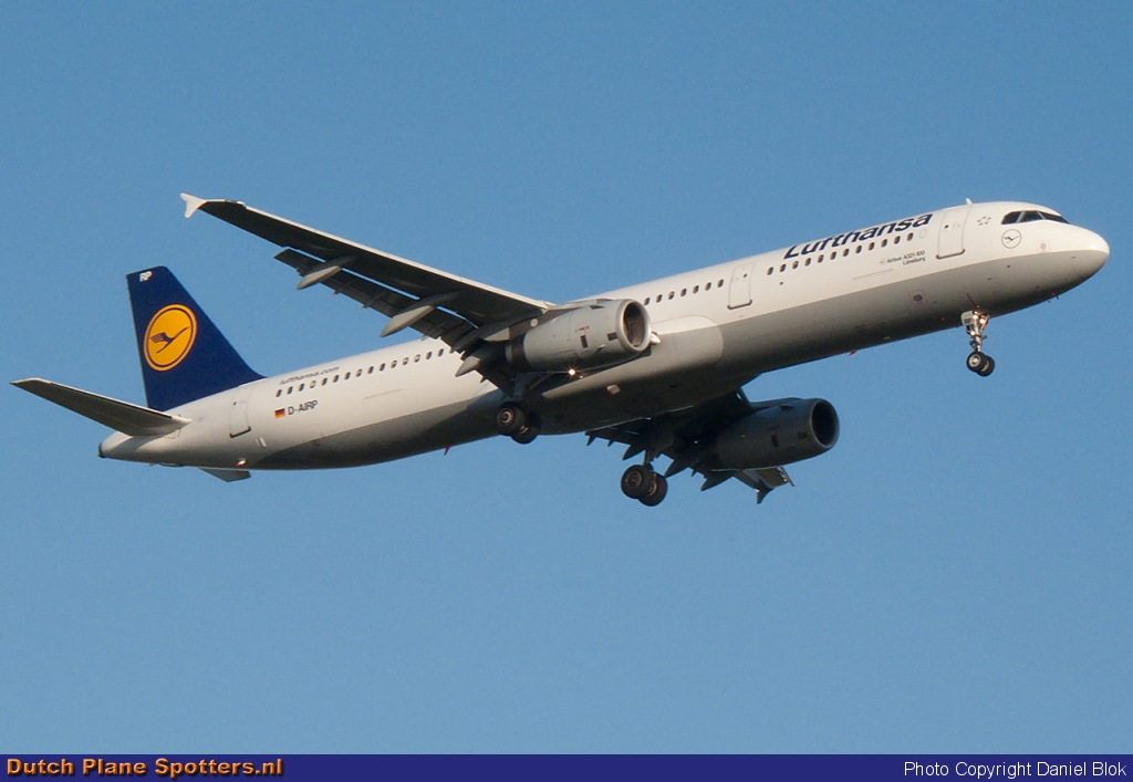 D-AIRP Airbus A321 Lufthansa by Daniel Blok