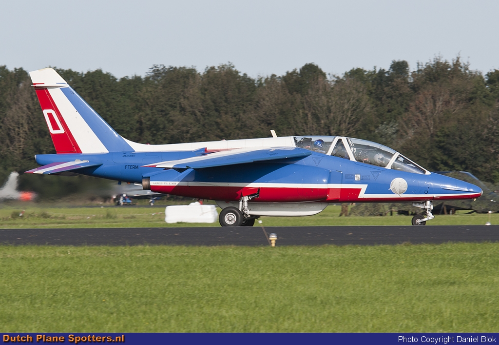 F-TERM Dassault-Dornier Alpha Jet MIL - French Air Force (Patrouille de France) by Daniel Blok