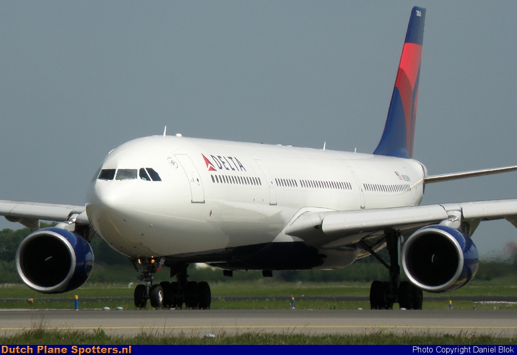 N805NW Airbus A330-300 Delta Airlines by Daniel Blok