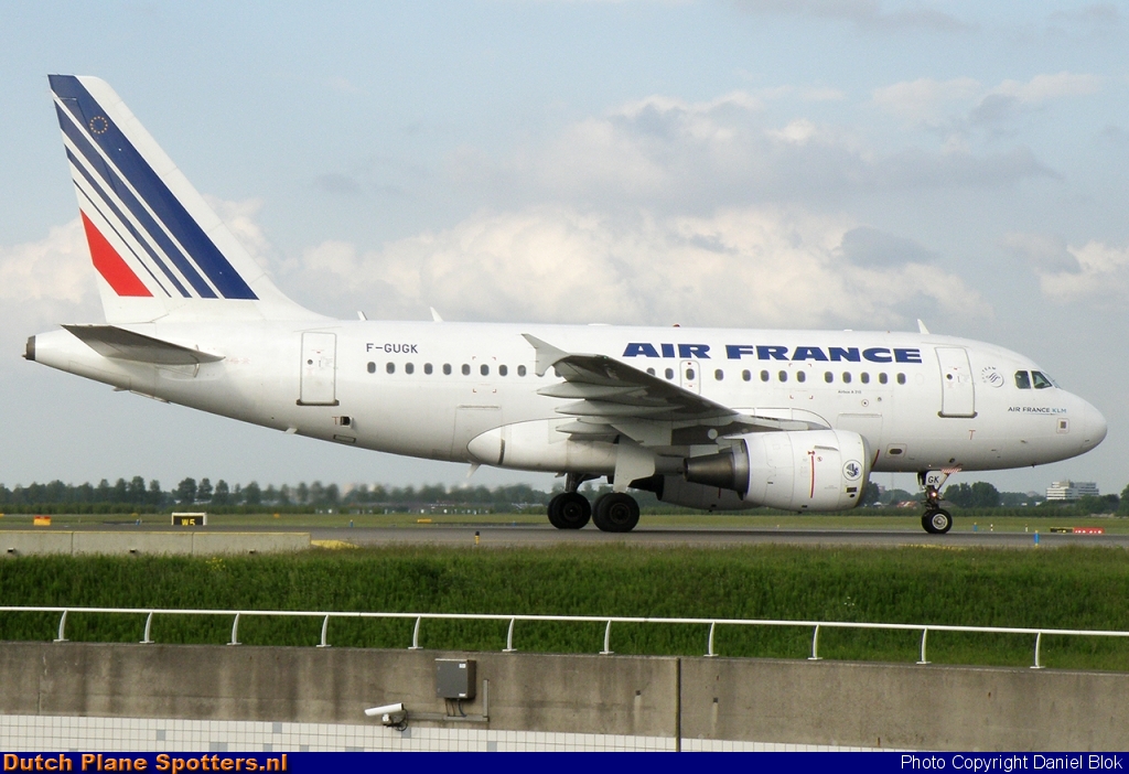 F-GUGK Airbus A318 Air France by Daniel Blok