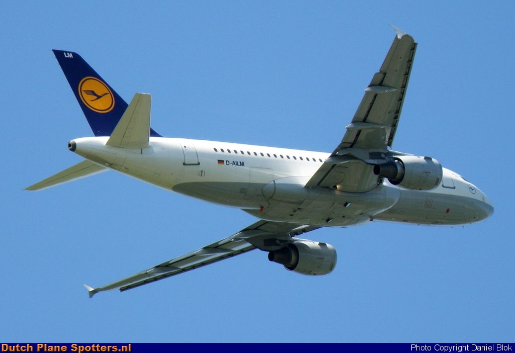 D-AILM Airbus A319 Lufthansa by Daniel Blok