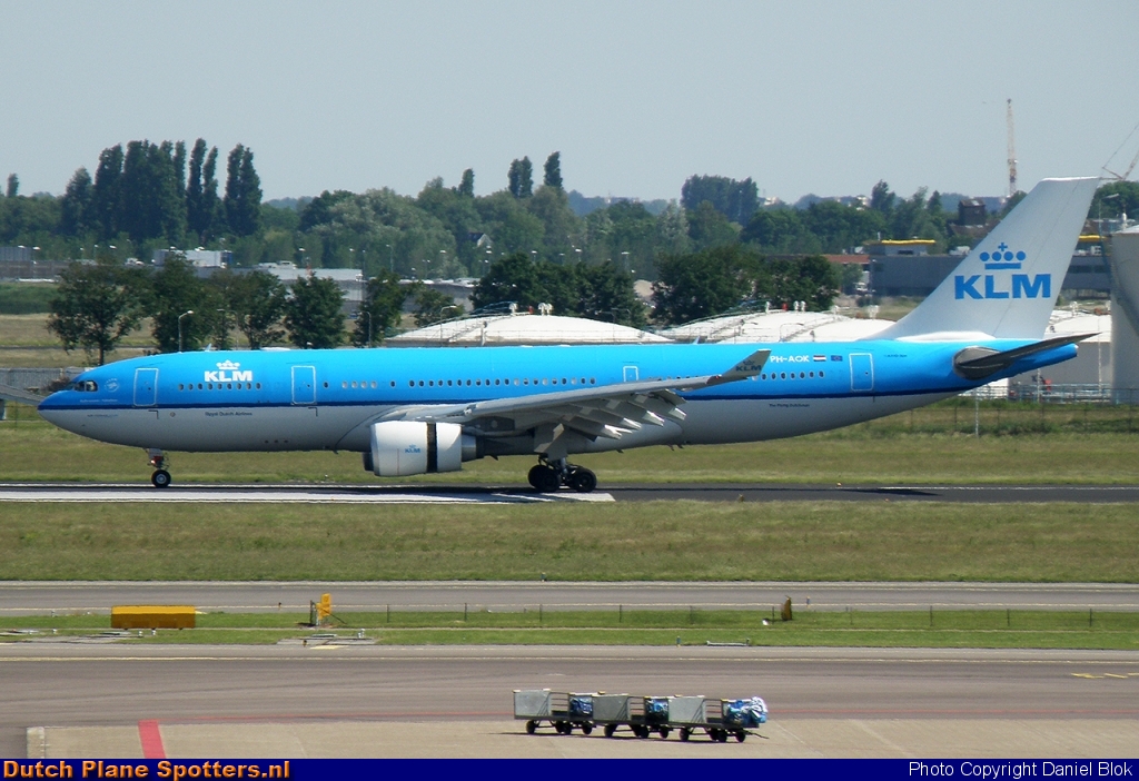 PH-AOK Airbus A330-200 KLM Royal Dutch Airlines by Daniel Blok