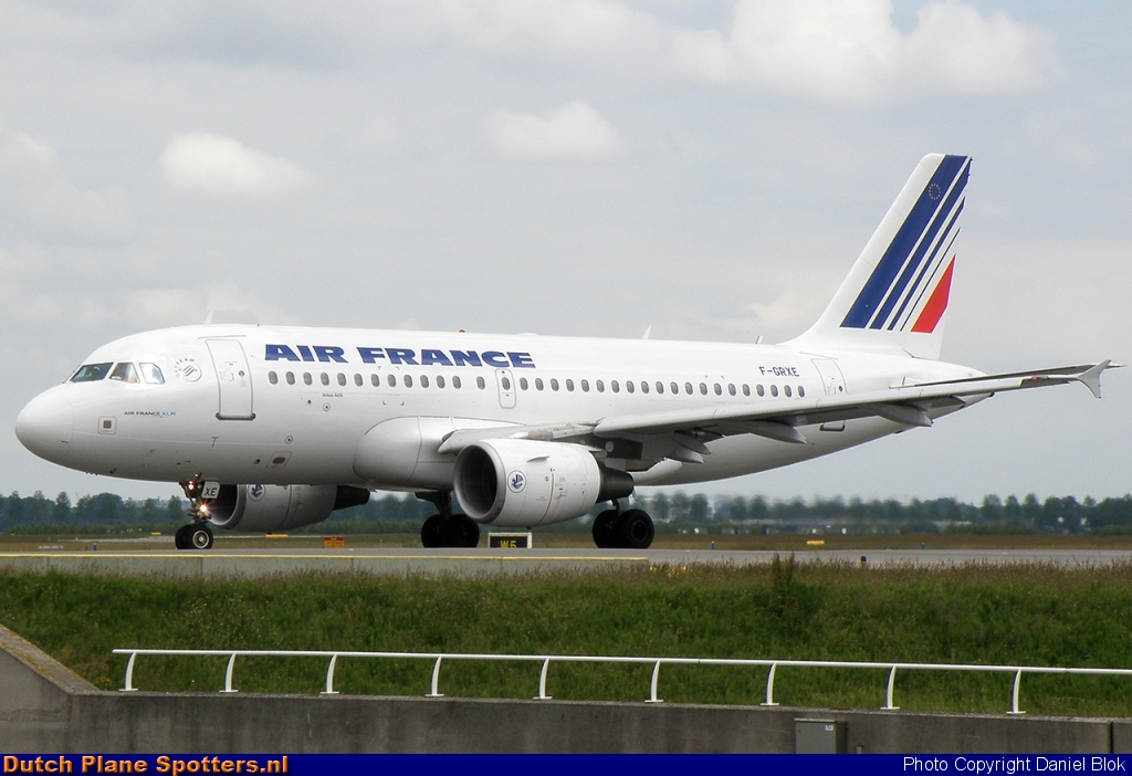 F-GRXE Airbus A319 Air France by Daniel Blok