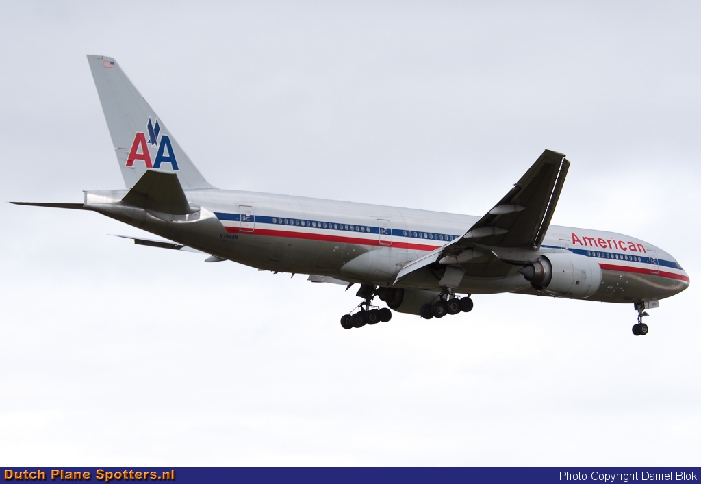 N794AN Boeing 777-200 American Airlines by Daniel Blok