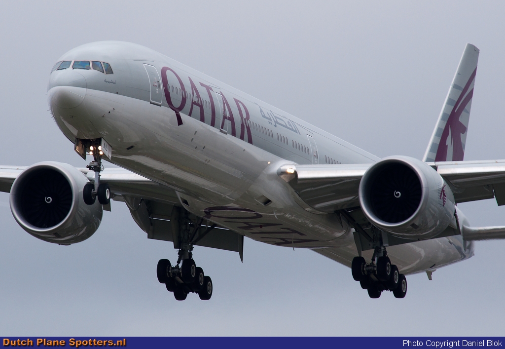 A7-BAL Boeing 777-300 Qatar Airways by Daniel Blok