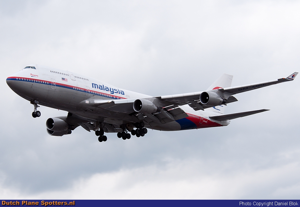 9M-MPL Boeing 747-400 Malaysia Airlines by Daniel Blok