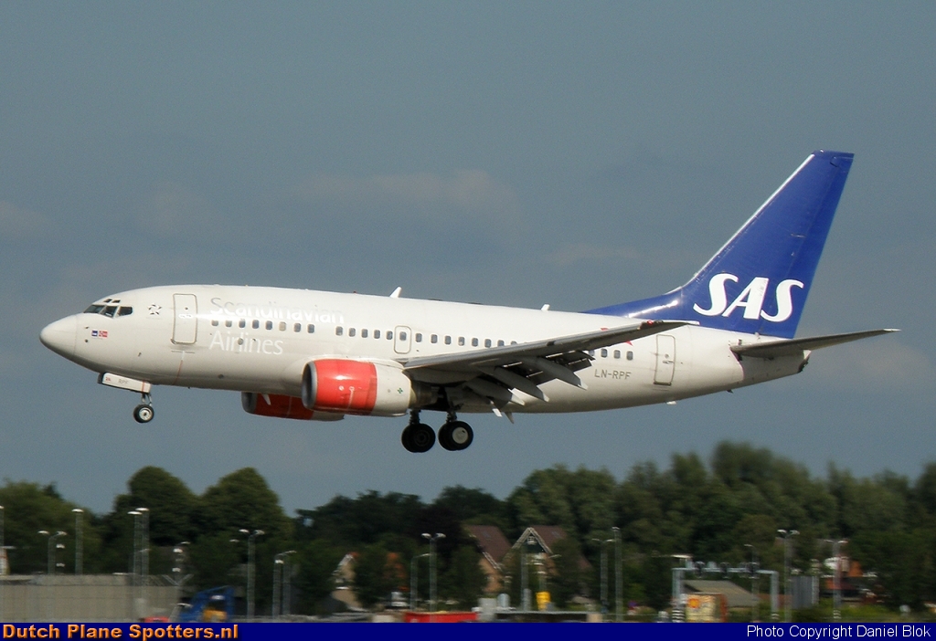 LN-RPF Boeing 737-600 SAS Scandinavian Airlines by Daniel Blok