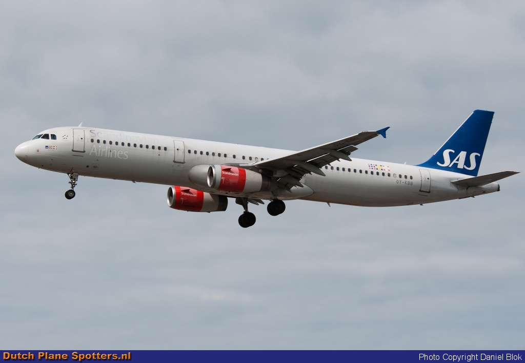 OY-KBB Airbus A321 SAS Scandinavian Airlines by Daniel Blok
