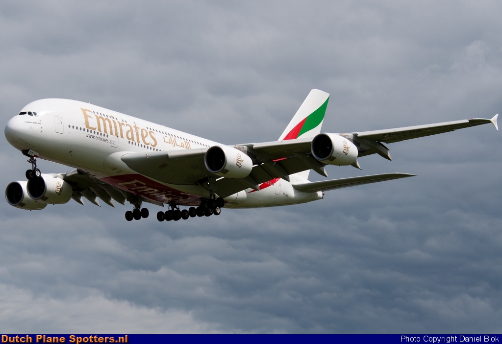 A6-EDS Airbus A380-800 Emirates by Daniel Blok