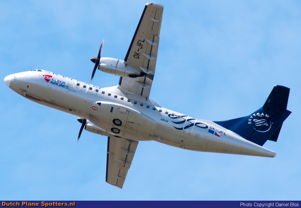 OK-JFL ATR 42 CSA Czech Airlines by Daniel Blok