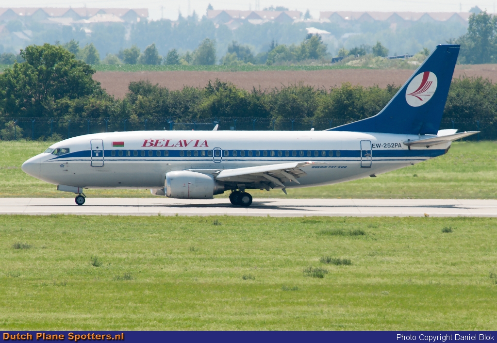 EW-252PA Boeing 737-500 Belavia Belarusian Airlines by Daniel Blok