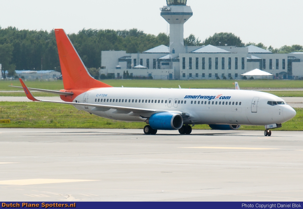 C-FTDW Boeing 737-800 Sunwing Airlines (Smartwings) by Daniel Blok