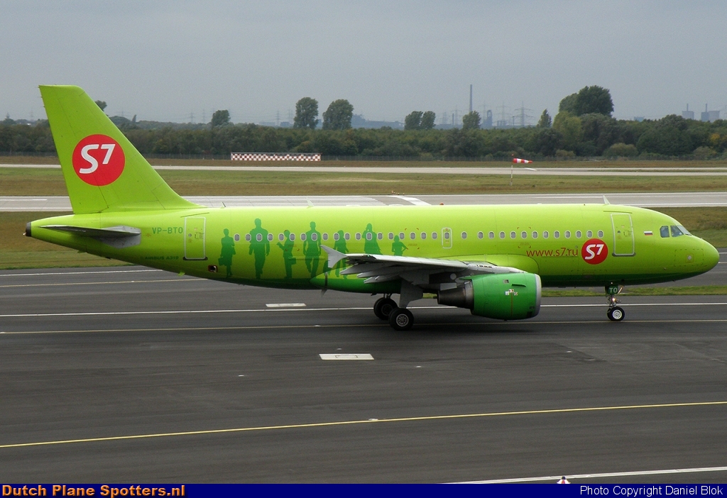 VP-BTO Airbus A319 S7 Siberia Airlines by Daniel Blok