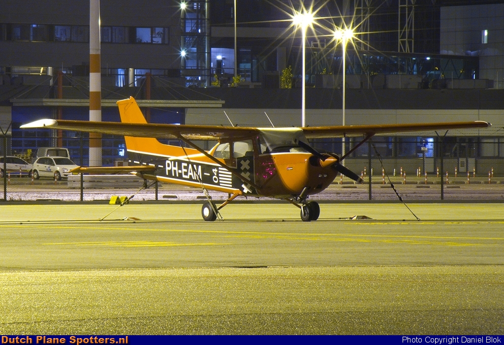 PH-EAM Cessna 172 Skyhawk Amsterdamse Vliegclub by Daniel Blok