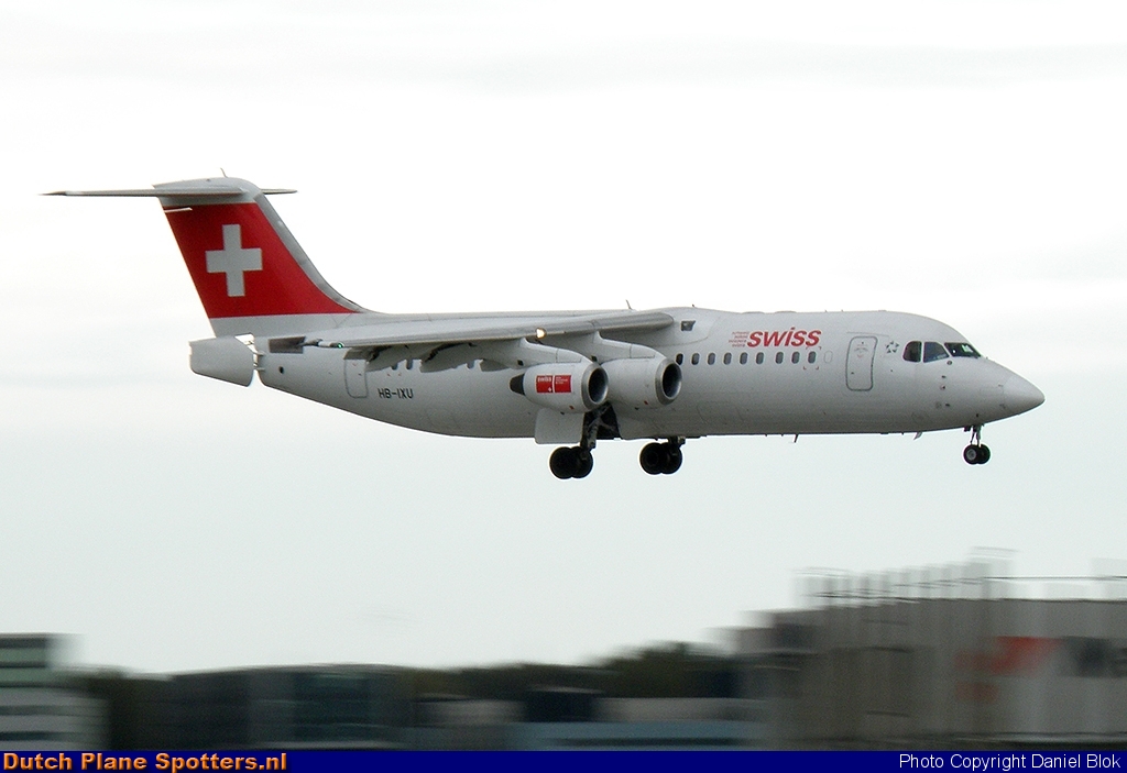 HB-IXU BAe 146 Swiss International Air Lines by Daniel Blok