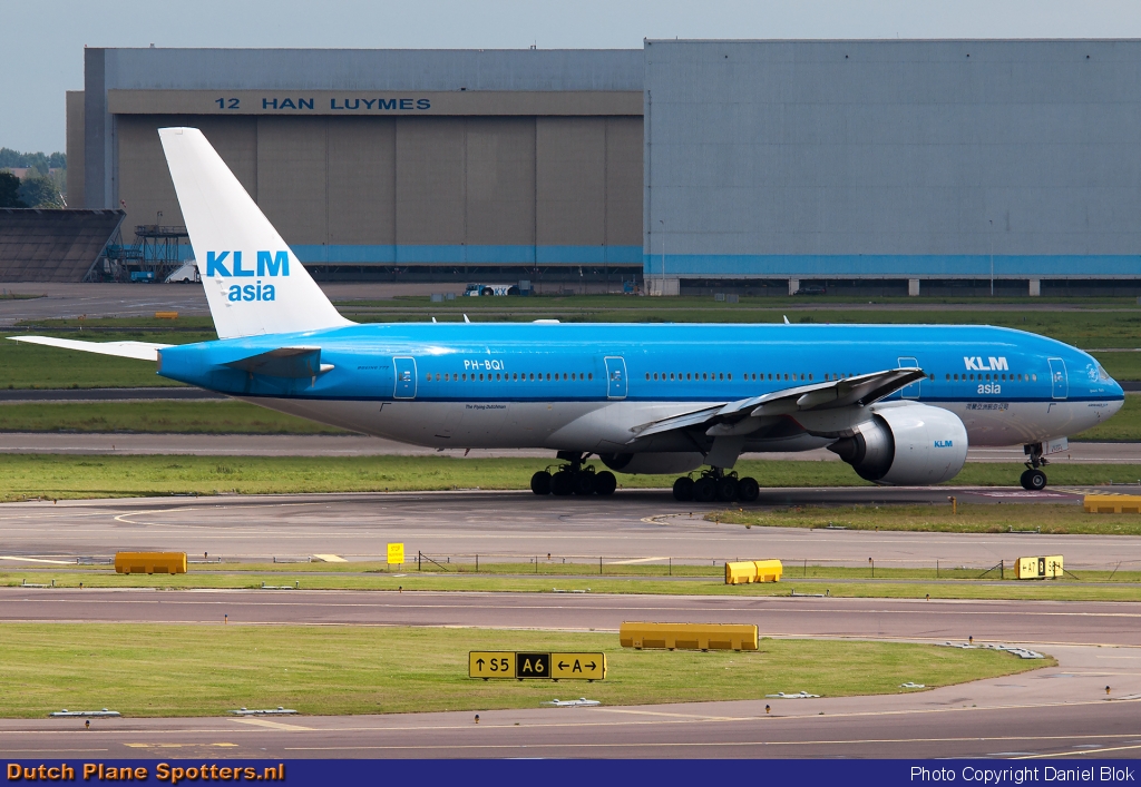 PH-BQI Boeing 777-200 KLM Asia by Daniel Blok