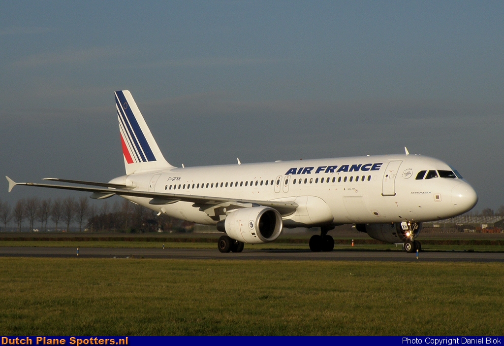 F-GKXH Airbus A320 Air France by Daniel Blok
