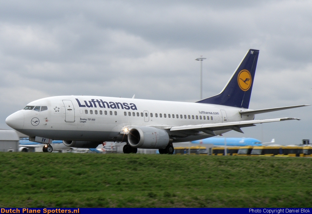 D-ABIY Boeing 737-500 Lufthansa by Daniel Blok