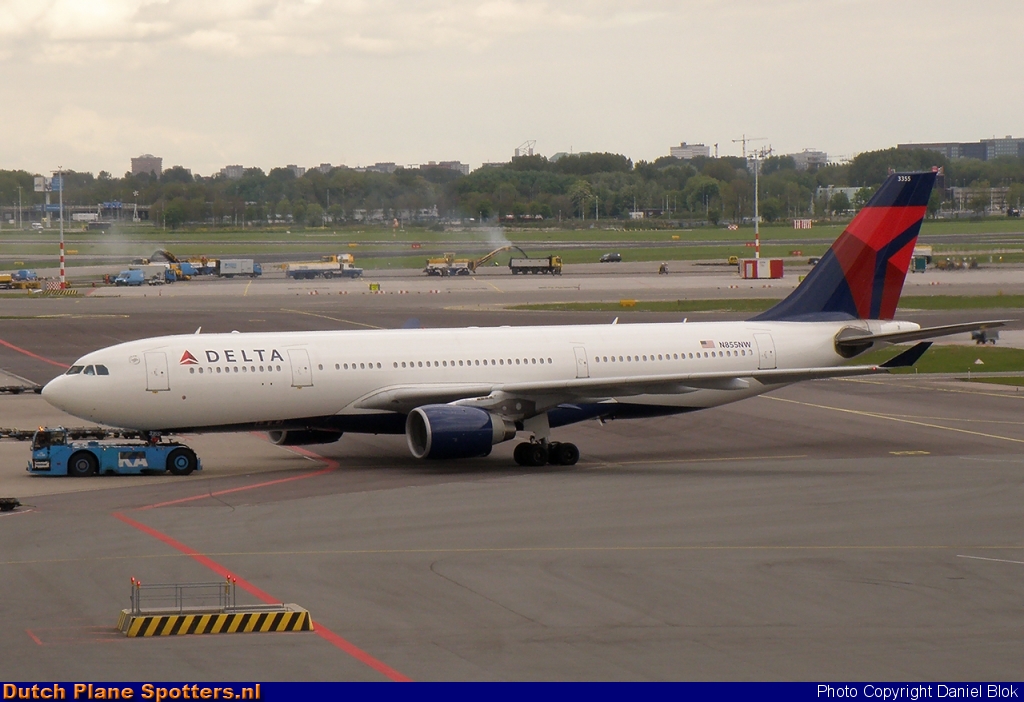 N855NW Airbus A330-200 Delta Airlines by Daniel Blok