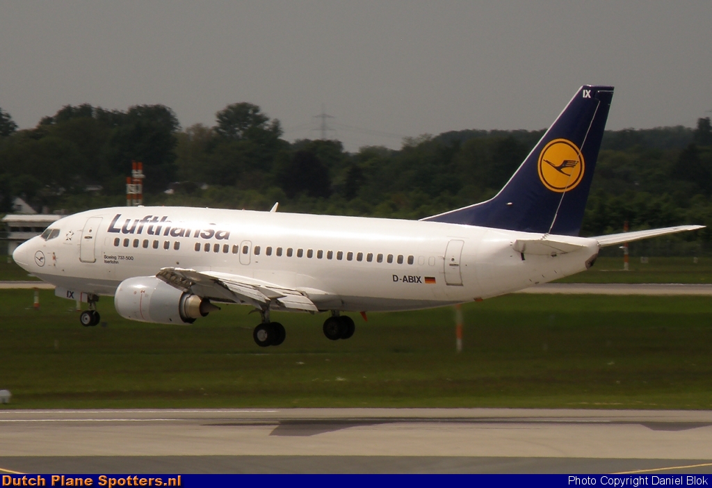 D-ABIX Boeing 737-500 Lufthansa by Daniel Blok