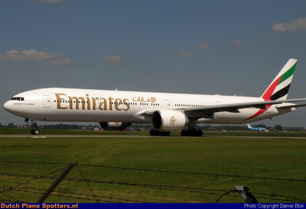 A6-EBB Boeing 777-300 Emirates by Daniel Blok