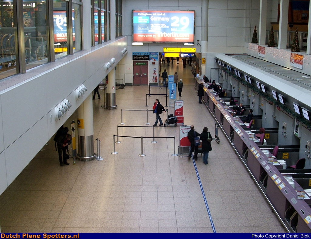 EGPH Airport Terminal by Daniel Blok