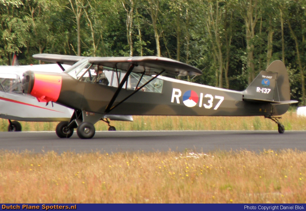 PH-PSC Piper PA-18 Super Cub MIL - Dutch Royal Air Force Historical Flight by Daniel Blok