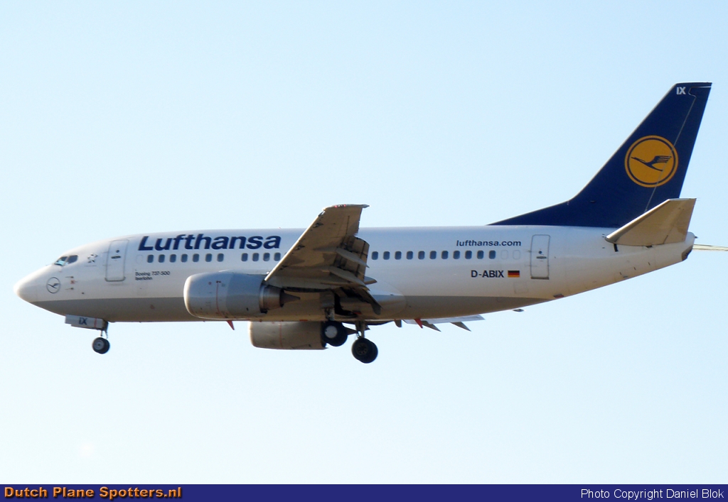 D-ABIX Boeing 737-500 Lufthansa by Daniel Blok