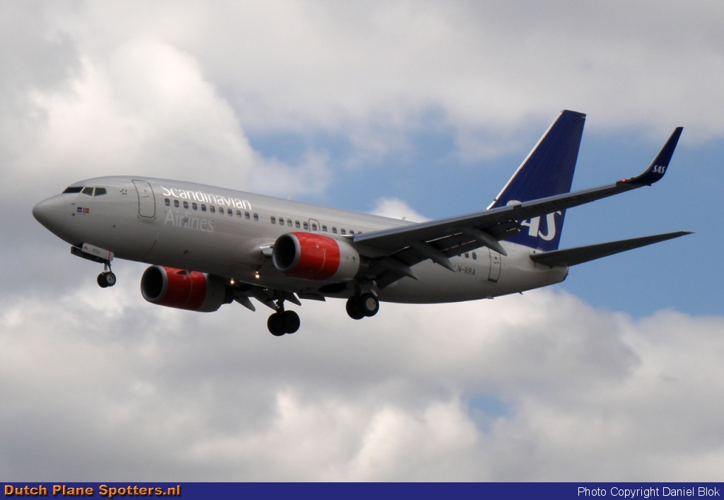 LN-RRA Boeing 737-700 SAS Scandinavian Airlines by Daniel Blok