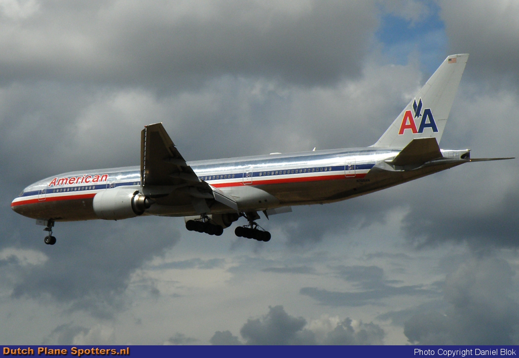 N765AN Boeing 777-200 American Airlines by Daniel Blok