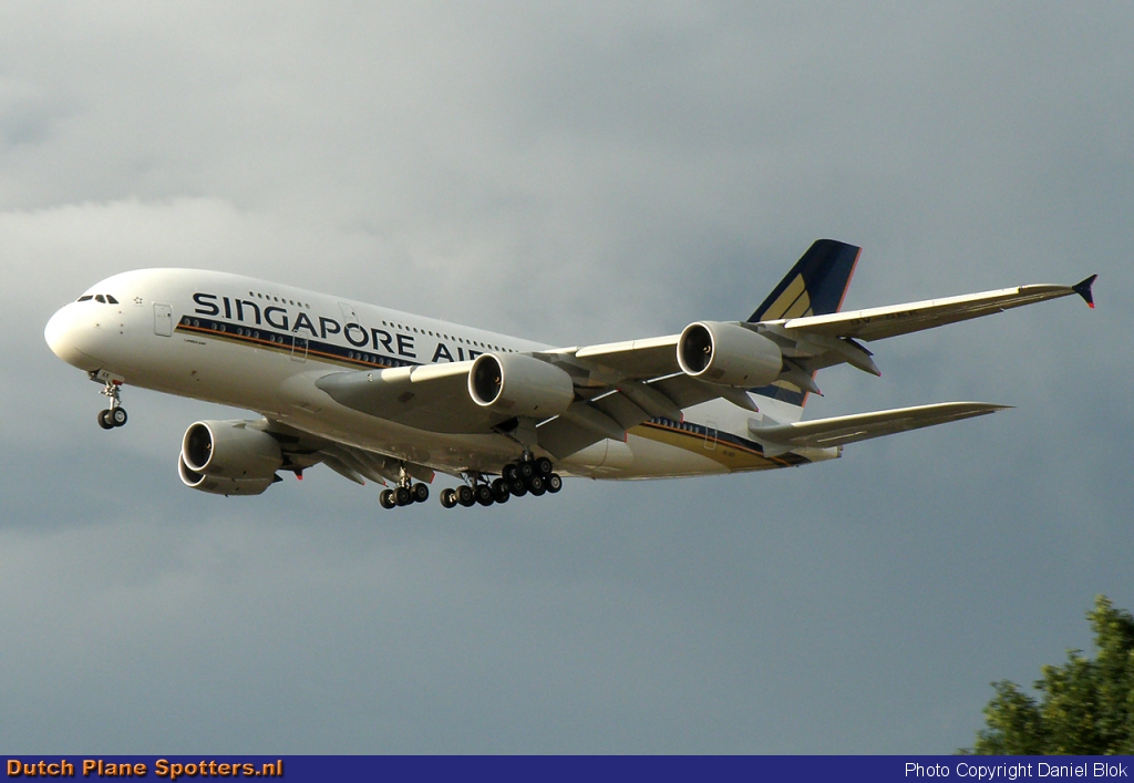 9V-SKK Airbus A380-800 Singapore Airlines by Daniel Blok