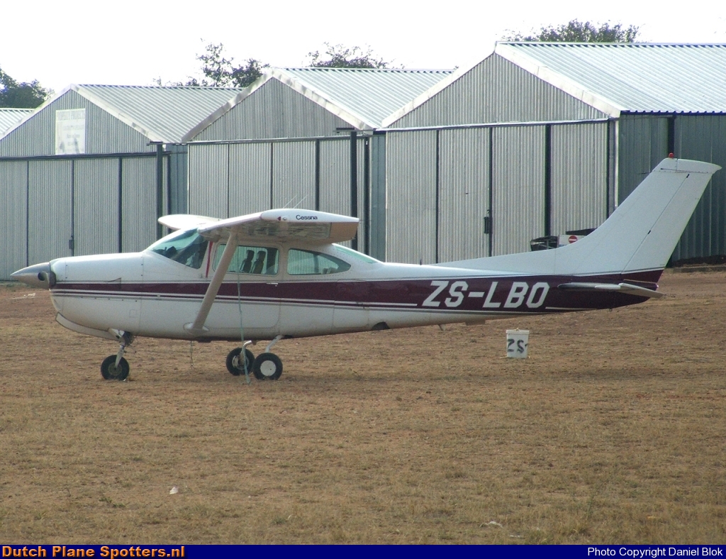 ZS-LBO Cessna 182 Skylane Private by Daniel Blok
