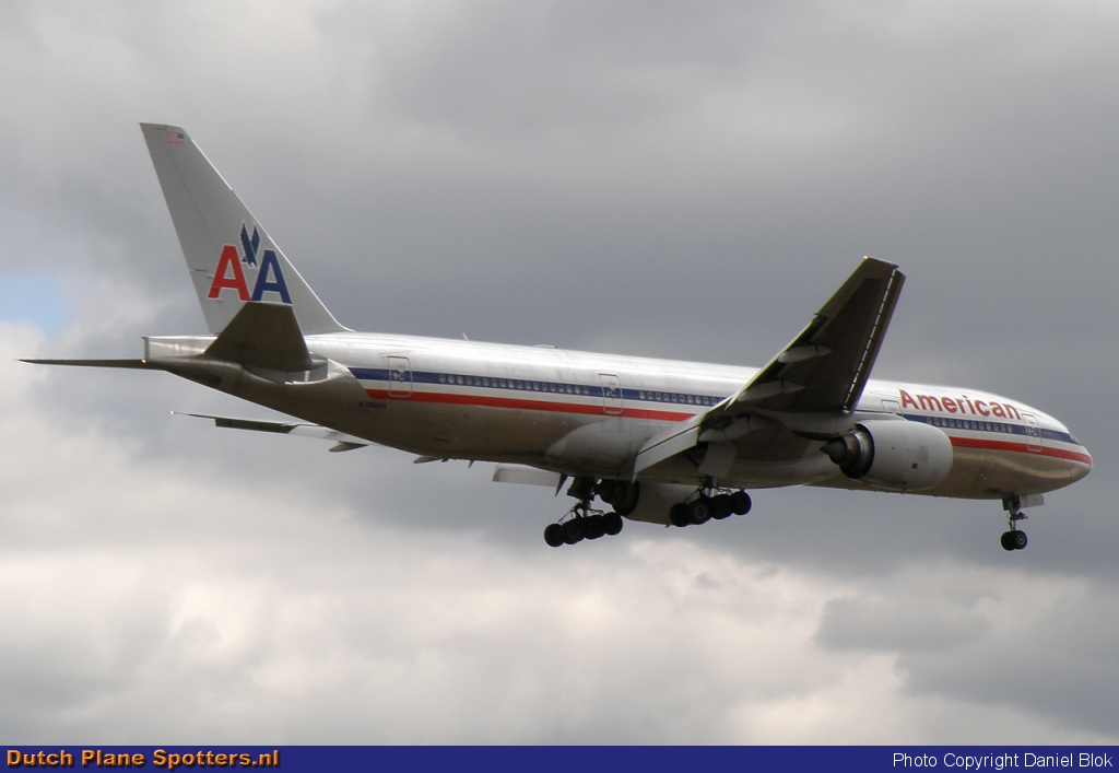 N786AN Boeing 777-200 American Airlines by Daniel Blok