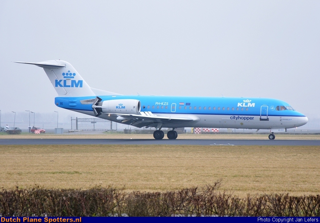 PH-KZS Fokker 70 KLM Cityhopper by Jan Lefers