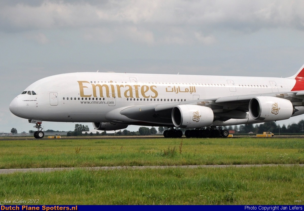 A6-EDR Airbus A380-800 Emirates by Jan Lefers
