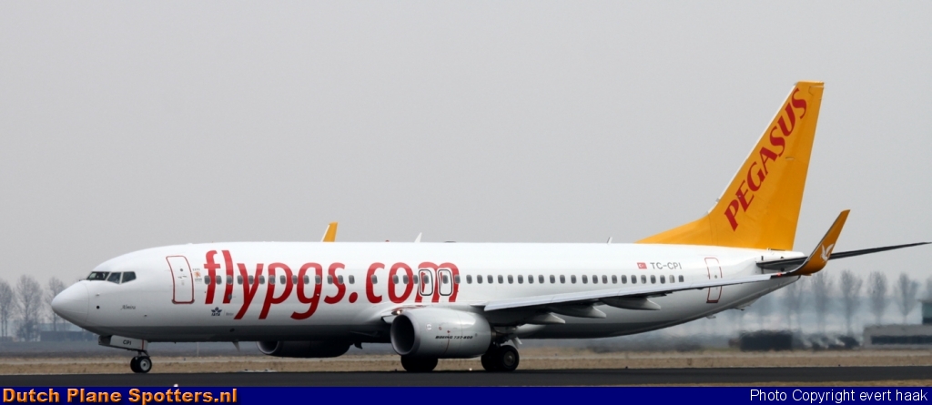 TC-CPI Boeing 737-800 Pegasus by evert haak