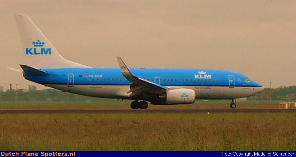 PH-BGH Boeing 737-700 KLM Royal Dutch Airlines by Madelief Schreuder