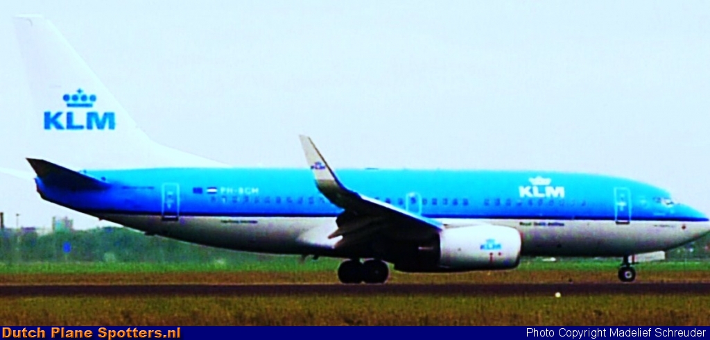 PH-BGH Boeing 737-700 KLM Royal Dutch Airlines by Madelief Schreuder