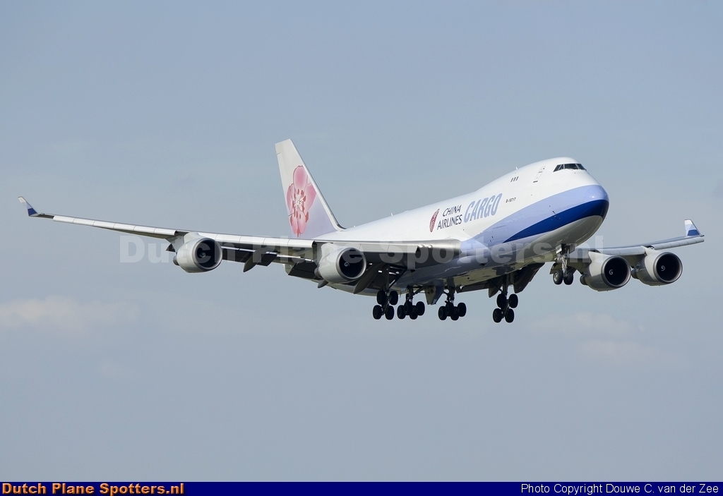 B-18717 Boeing 747-400 China Airlines Cargo by Douwe C. van der Zee