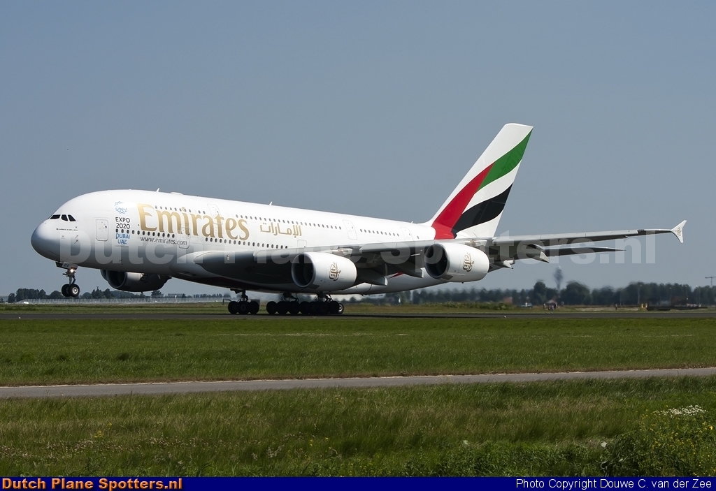 A6-EDX Airbus A380-800 Emirates by Douwe C. van der Zee