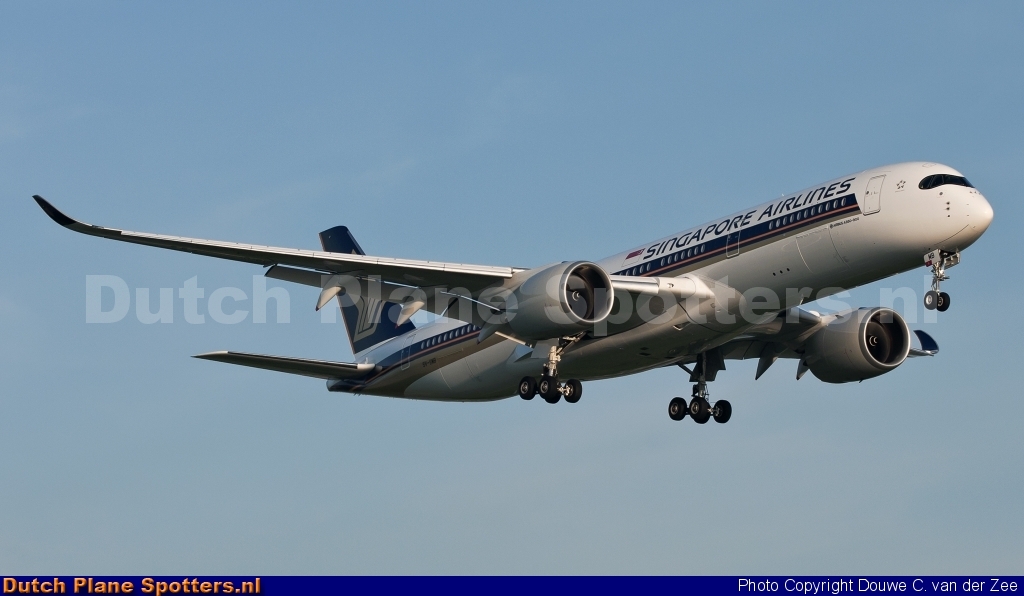 9V-SMB Airbus A350-900 Singapore Airlines by Douwe C. van der Zee