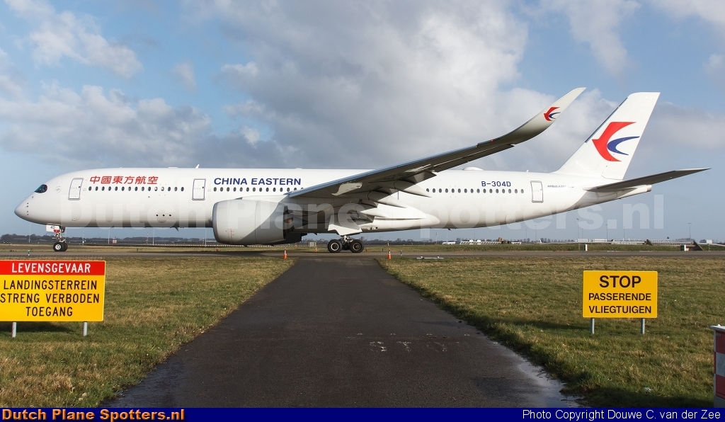 B-304D Airbus A350-900 China Eastern Airlines by Douwe C. van der Zee