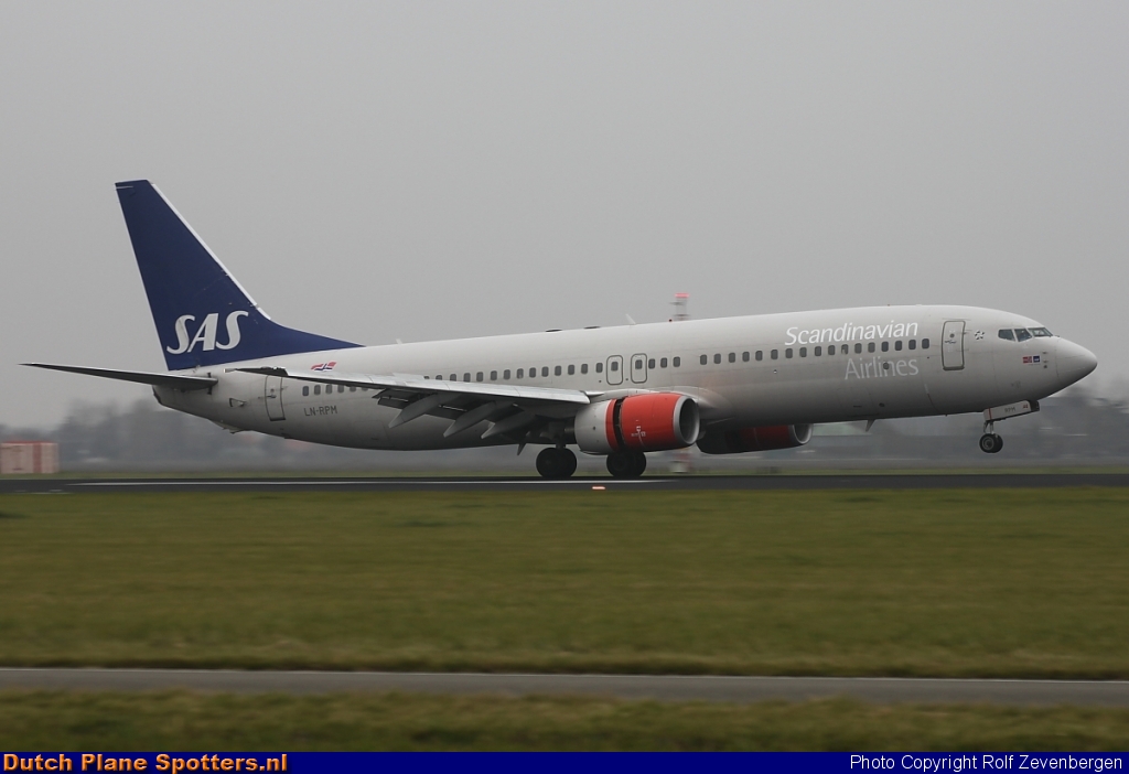 LN-RPM Boeing 737-800 SAS Scandinavian Airlines by Rolf Zevenbergen