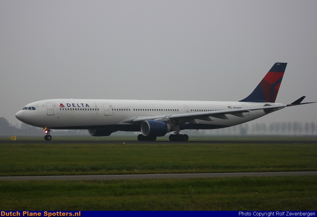 N802NW Airbus A330-300 Delta Airlines by Rolf Zevenbergen